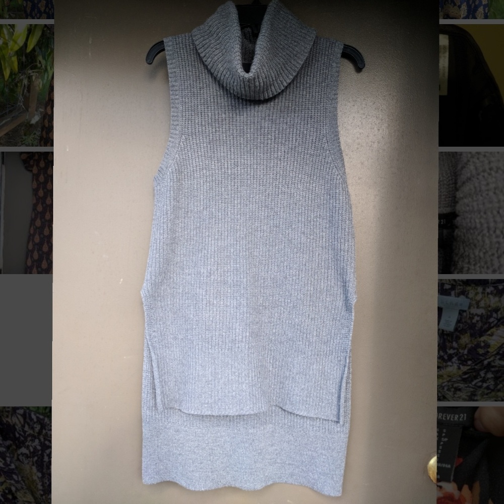Contemporary Sleeveless Knitted Tunic